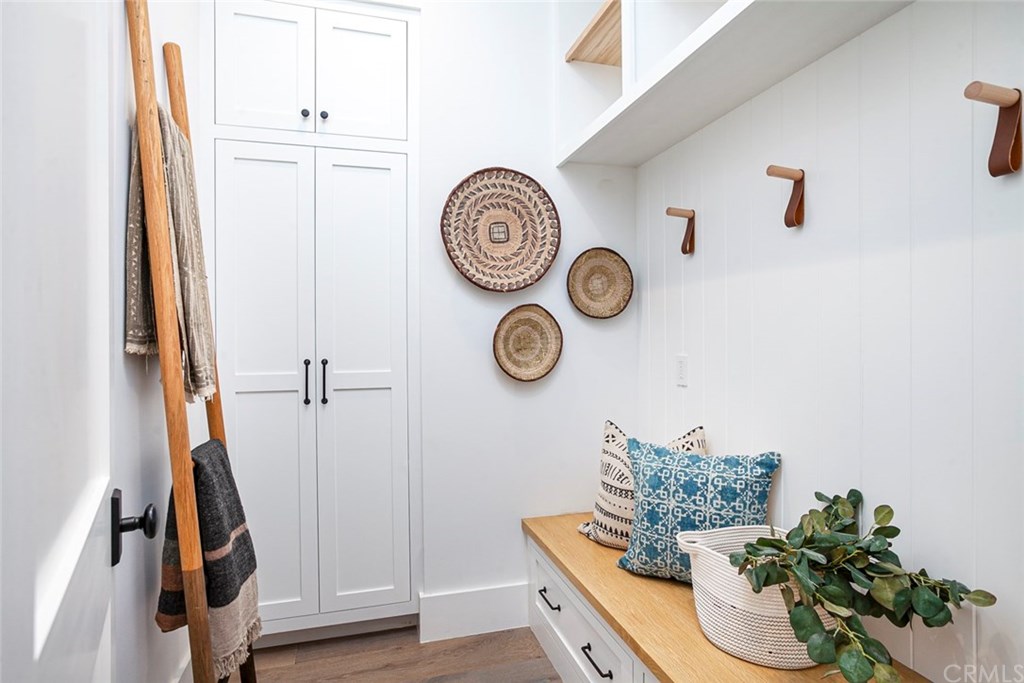 409 39th Street Newport Beach, CA 92663 - Photo 13 of 32