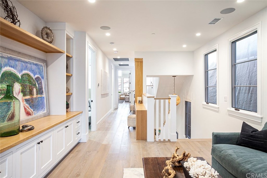 409 39th Street Newport Beach, CA 92663 - Photo 17 of 32