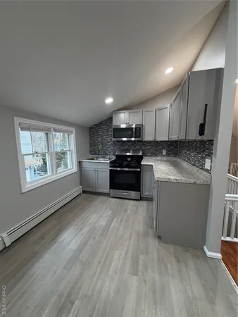 $2,490 | 7 South Atlantic Street, Bay Shore, NY 11706