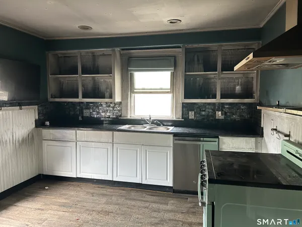 $329,900 | 118 Migeon Avenue, Torrington, CT 06790