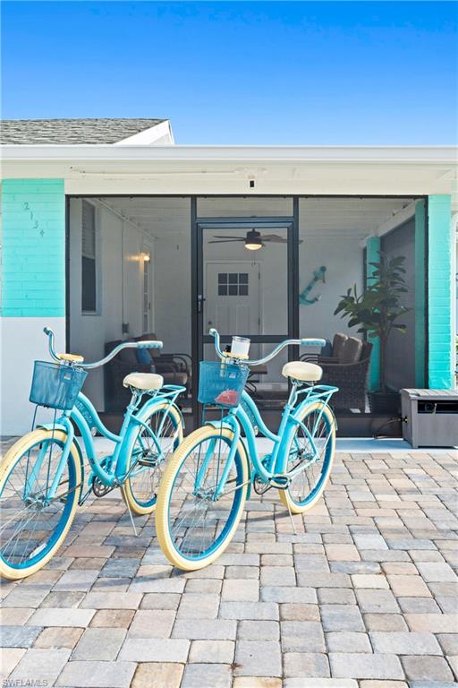 2134 Palm Street Naples, FL 34112 - Photo 23 of 36 Comes equipped with 2 beach cruisers