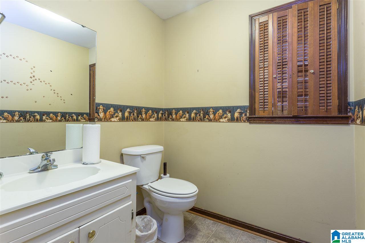 744 Hillyer High Road Anniston, AL 36207 - Photo 21 of 37