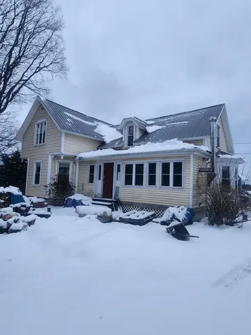 $994,000 | 16 Highway 2, Grand Isle, VT 05458