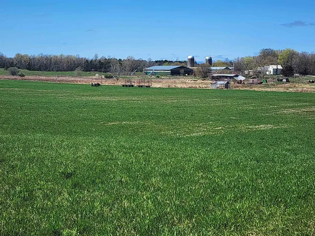 $994,000 | 16 Highway 2, Grand Isle, VT 05458