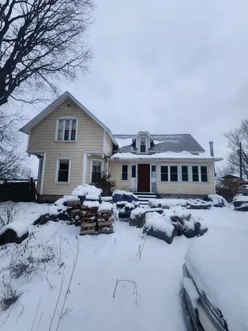 $994,000 | 16 Highway 2, Grand Isle, VT 05458