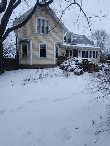 $994,000 | 16 Highway 2, Grand Isle, VT 05458