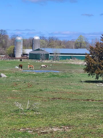 $994,000 | 16 Highway 2, Grand Isle, VT 05458