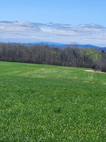 $994,000 | 16 Highway 2, Grand Isle, VT 05458