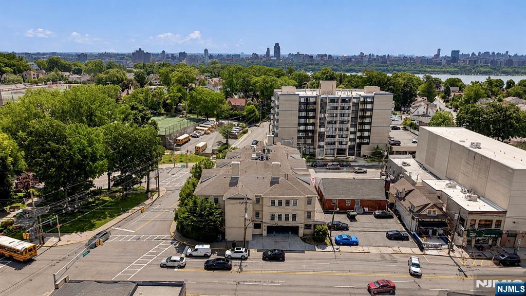 180 Edgewater Road Cliffside Park, NJ 07010 - Photo 15 of 17