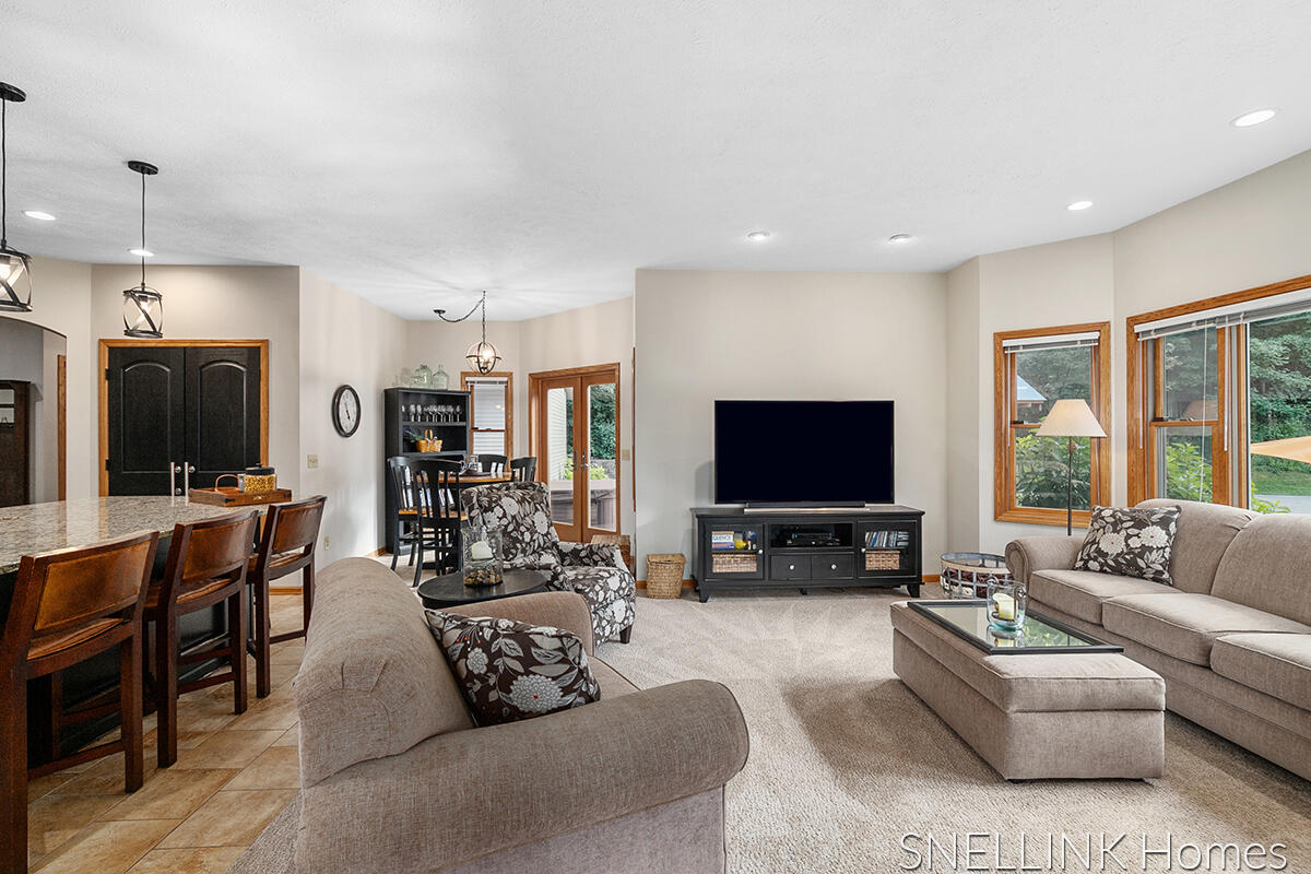 9902 River Road Greenville, MI 48838 - Photo 23 of 82 IMG_1014