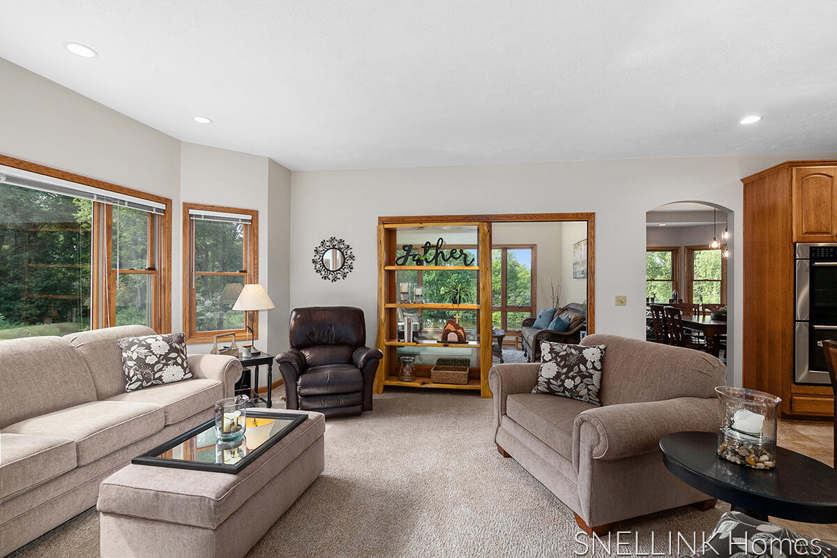 9902 River Road Greenville, MI 48838 - Photo 25 of 82 IMG_1016