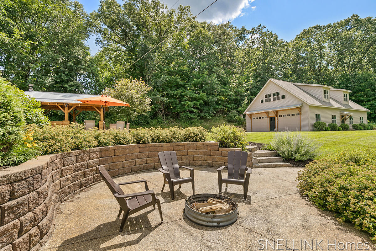 9902 River Road Greenville, MI 48838 - Photo 5 of 82 IMG_1065