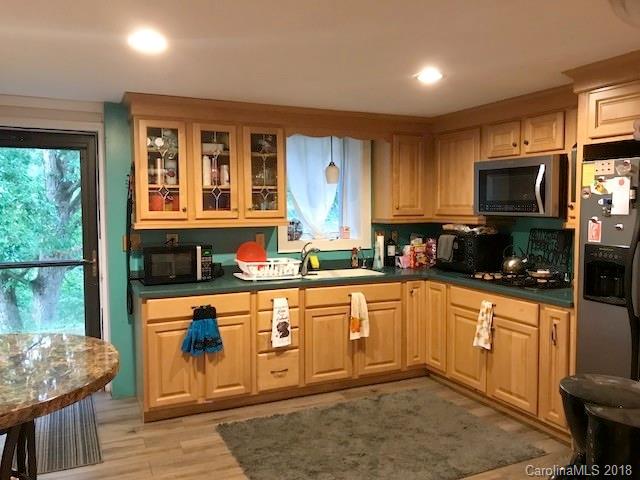 590 Mountain View Road Mars Hill, NC 28754 - Photo 18 of 26 Gallery Image 18