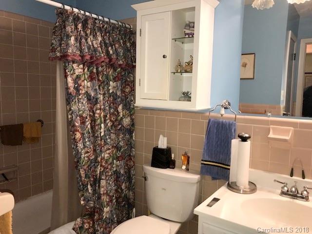 590 Mountain View Road Mars Hill, NC 28754 - Photo 8 of 26 Gallery Image 8
