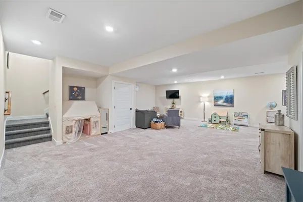 $799,000 | 2114 Northwest Killarney Lane, Lee's Summit, MO 64081