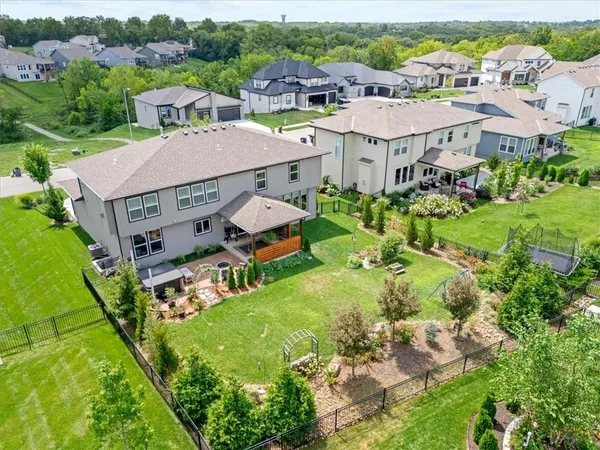 $799,000 | 2114 Northwest Killarney Lane, Lee's Summit, MO 64081