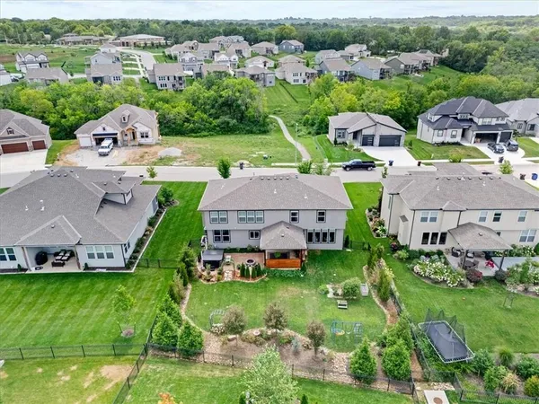 $799,000 | 2114 Northwest Killarney Lane, Lee's Summit, MO 64081