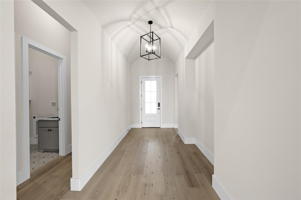 221 Lantern Ridge Drive Aledo, TX 76008 - Photo 4 of 29 221 Lantern Ridge- Entry-1