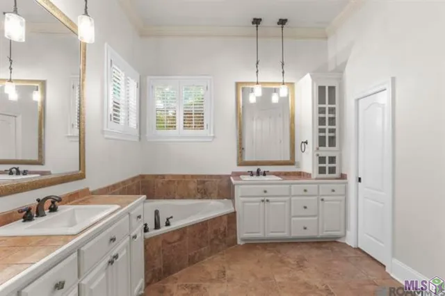 $5,000 | 3137 Rue D Orleans, Baton Rouge, LA 70810