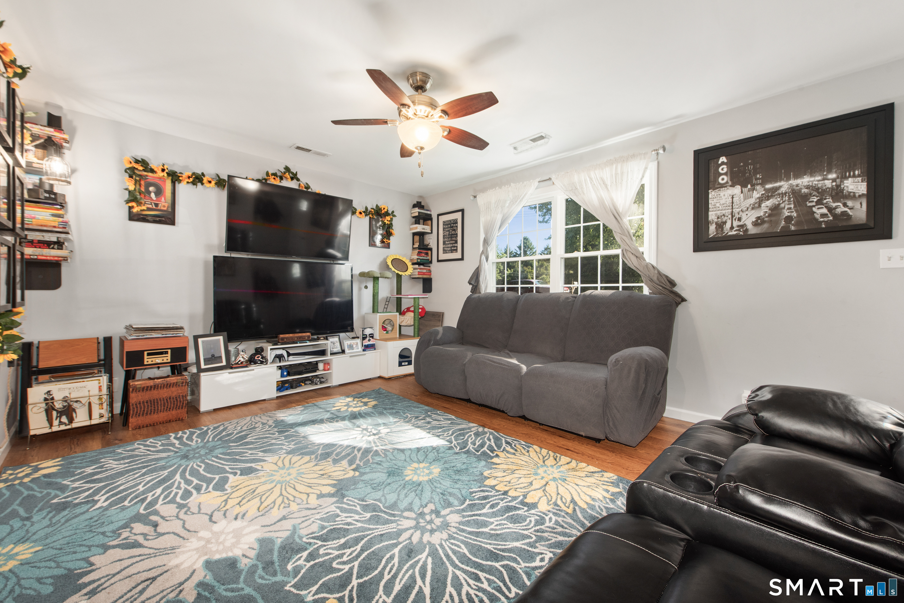 114 Broadview Road Cheshire, CT 06410 - Photo 9 of 31 Gallery Image 9