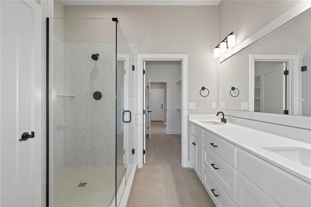 $525,000 | 8208 Aurora Street, Lenexa, KS 66220