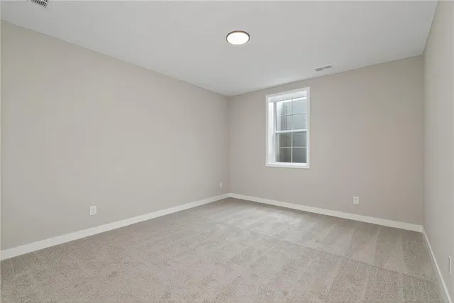 $525,000 | 8208 Aurora Street, Lenexa, KS 66220