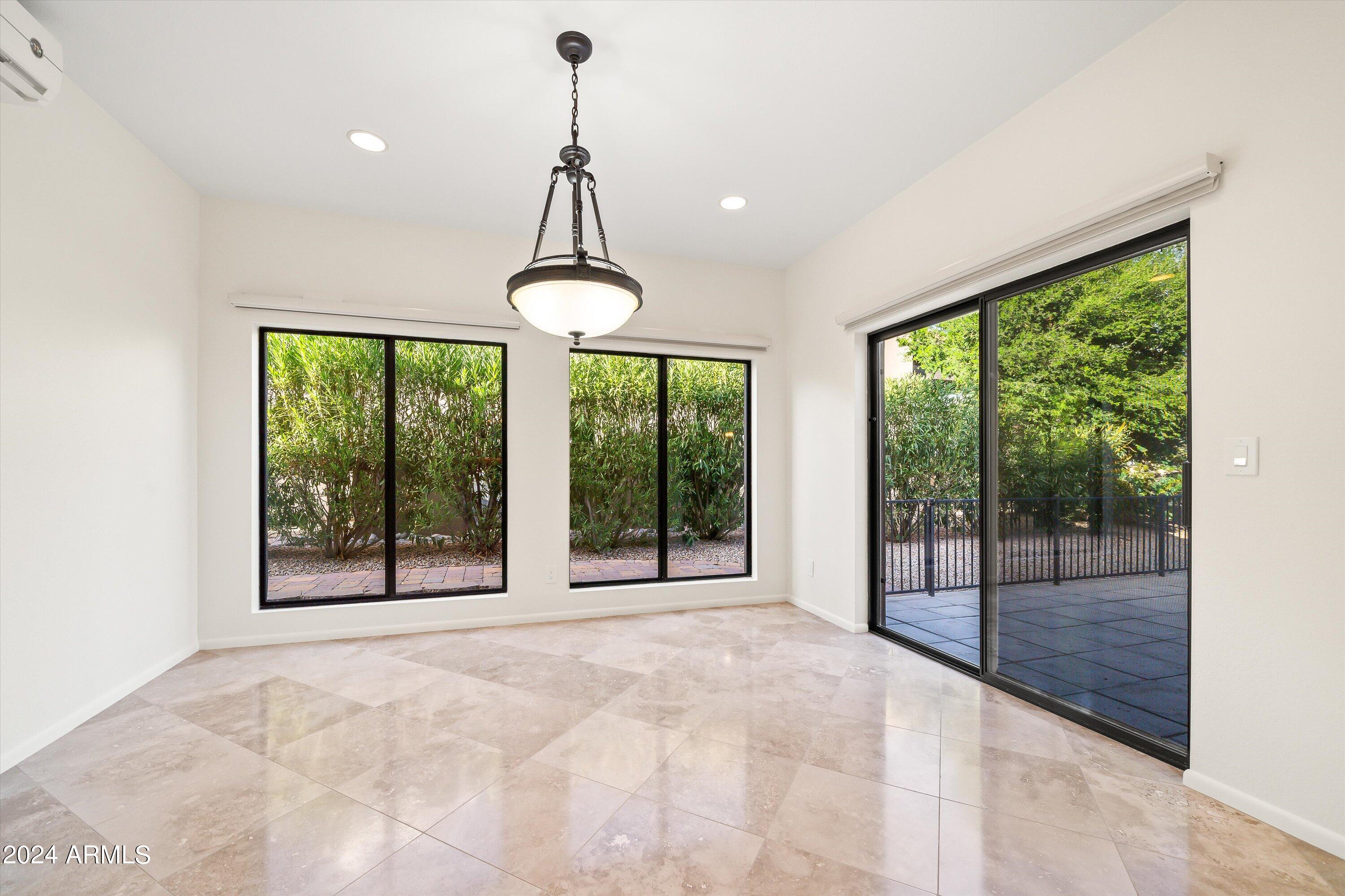 26607 North Avenida Del Ray Rio Verde, AZ 85263 - Photo 20 of 51 25-Breakfast Nook