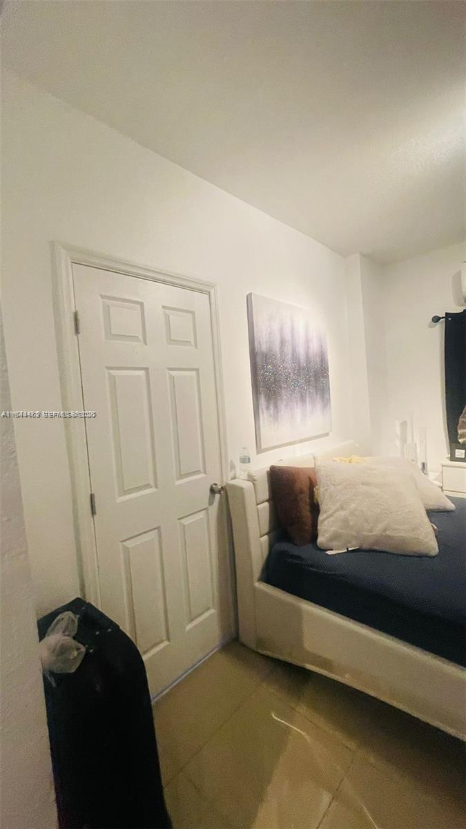 876 Southwest 2nd Street Miami, FL 33130 - Photo 5 of 13