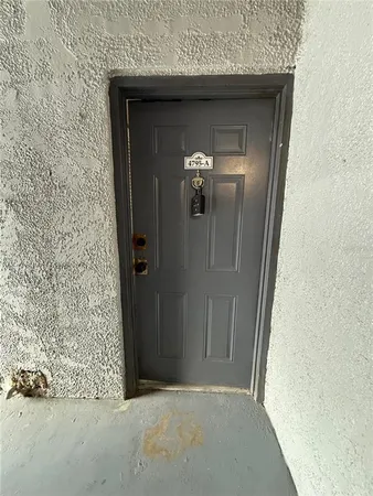 a view of elevator with mirror