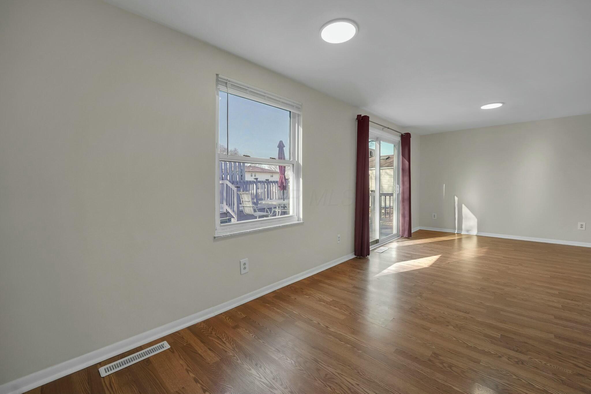 1713 Parkgate Road Columbus, OH 43229 - Photo 15 of 30 tempImageXwGVcT