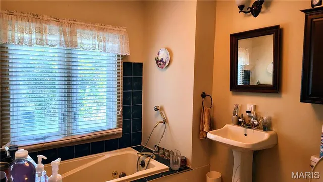 $474,900 | 403 North Main Street, Louisiana, MO 63353