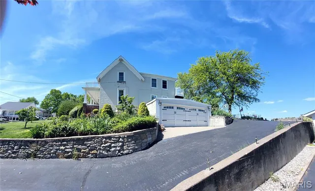 $474,900 | 403 North Main Street, Louisiana, MO 63353