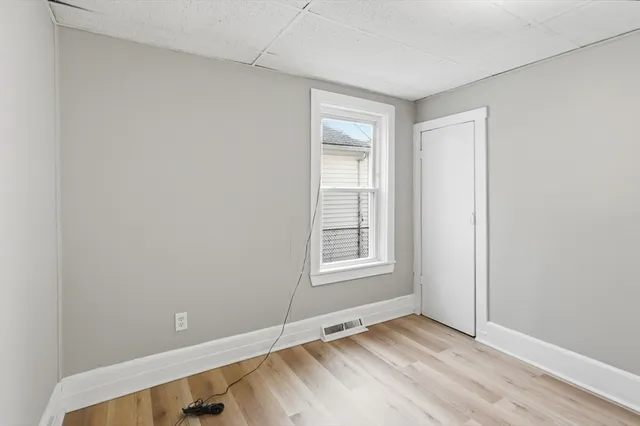 $2,050 | 14 Hacker Street, Unit 1, Worcester, MA 01603