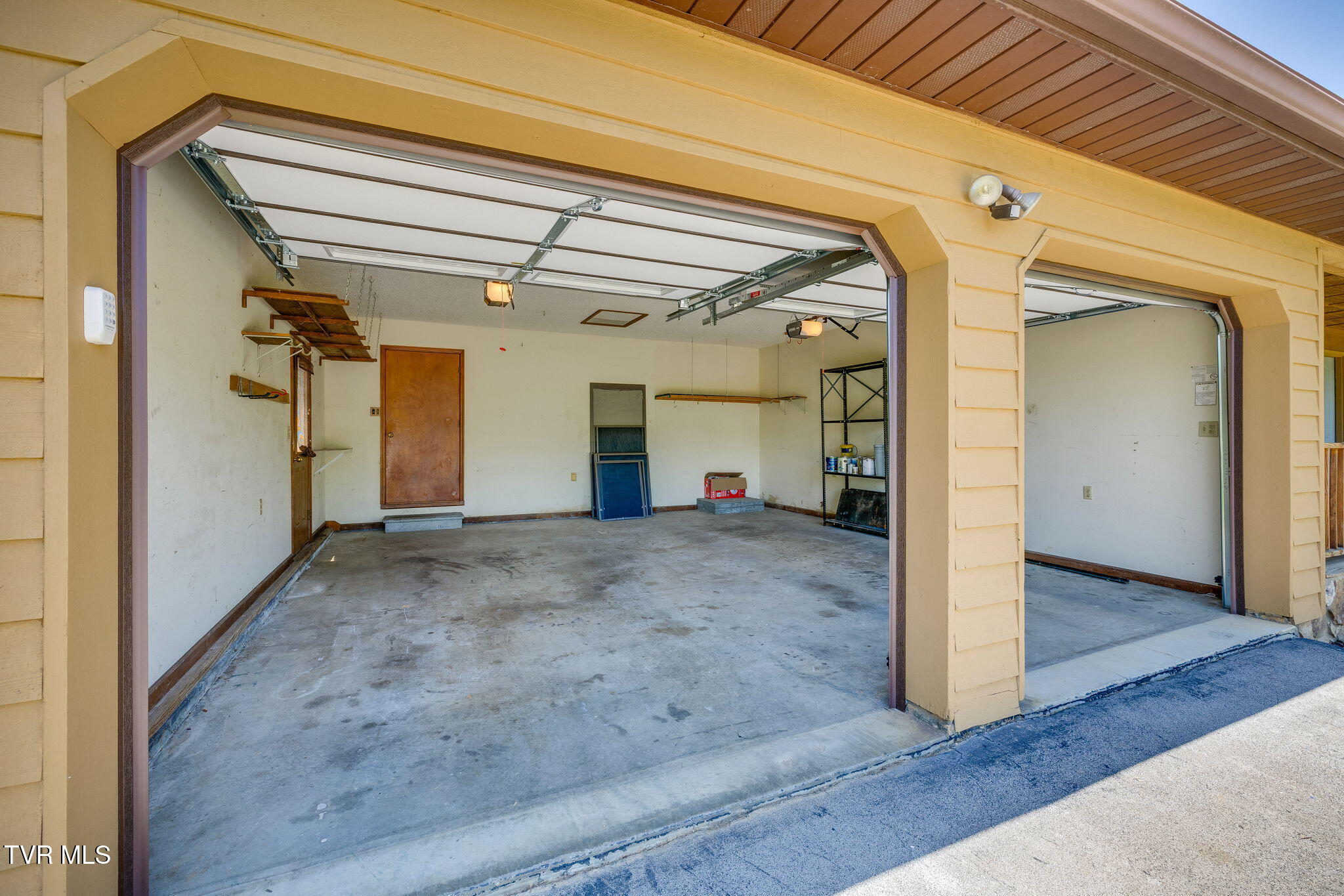 2015 Ridgefield Road Johnson City, TN 37601 - Photo 36 of 48 035