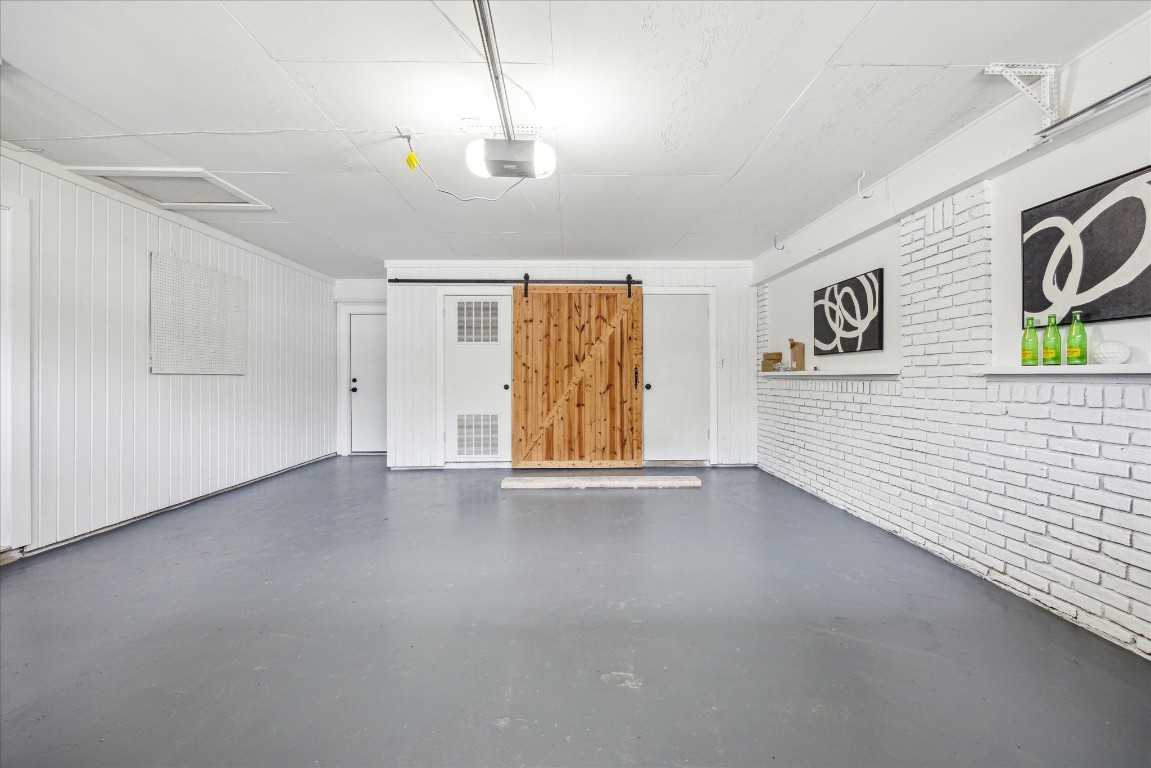 4608 Frontier Trail Austin, TX 78745 - Photo 25 of 30 a view of an empty room with window