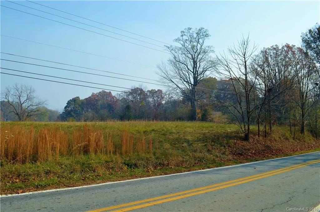 999 English Road Candler, NC 28715 - Photo 3 of 4 Gallery Image 3