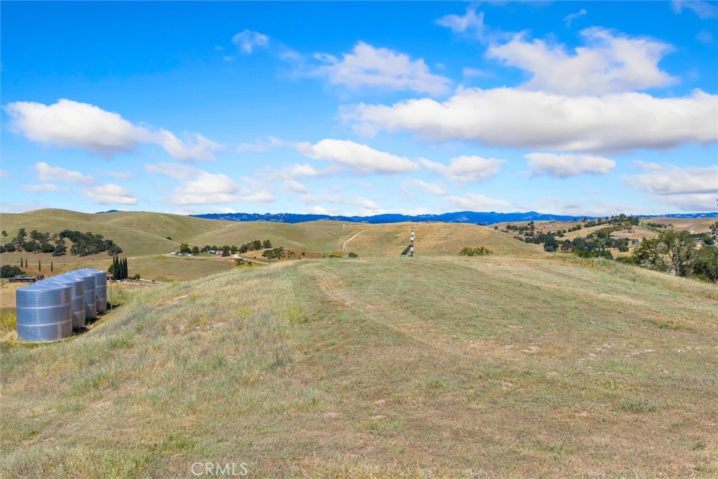 6998 Kingsbury Road Templeton, CA 93465 - Photo 27 of 57 Do you want to build your dream house on top of the world? Additional building site