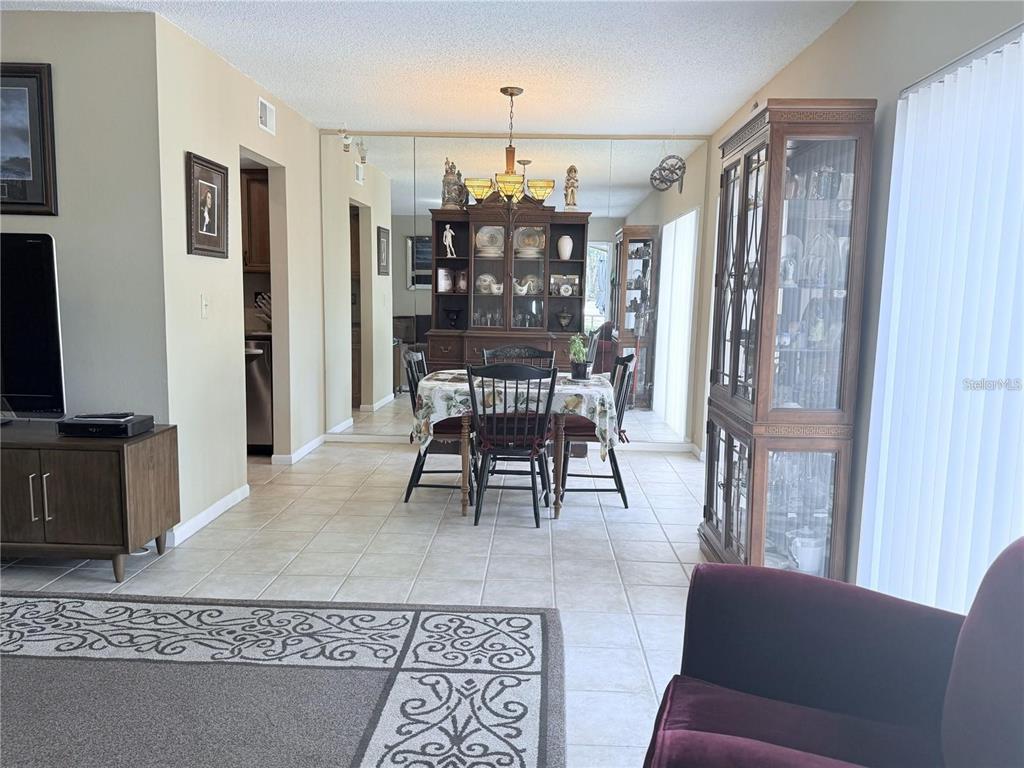 11764 Raintree Drive Temple Terrace, FL 33617 - Photo 5 of 18