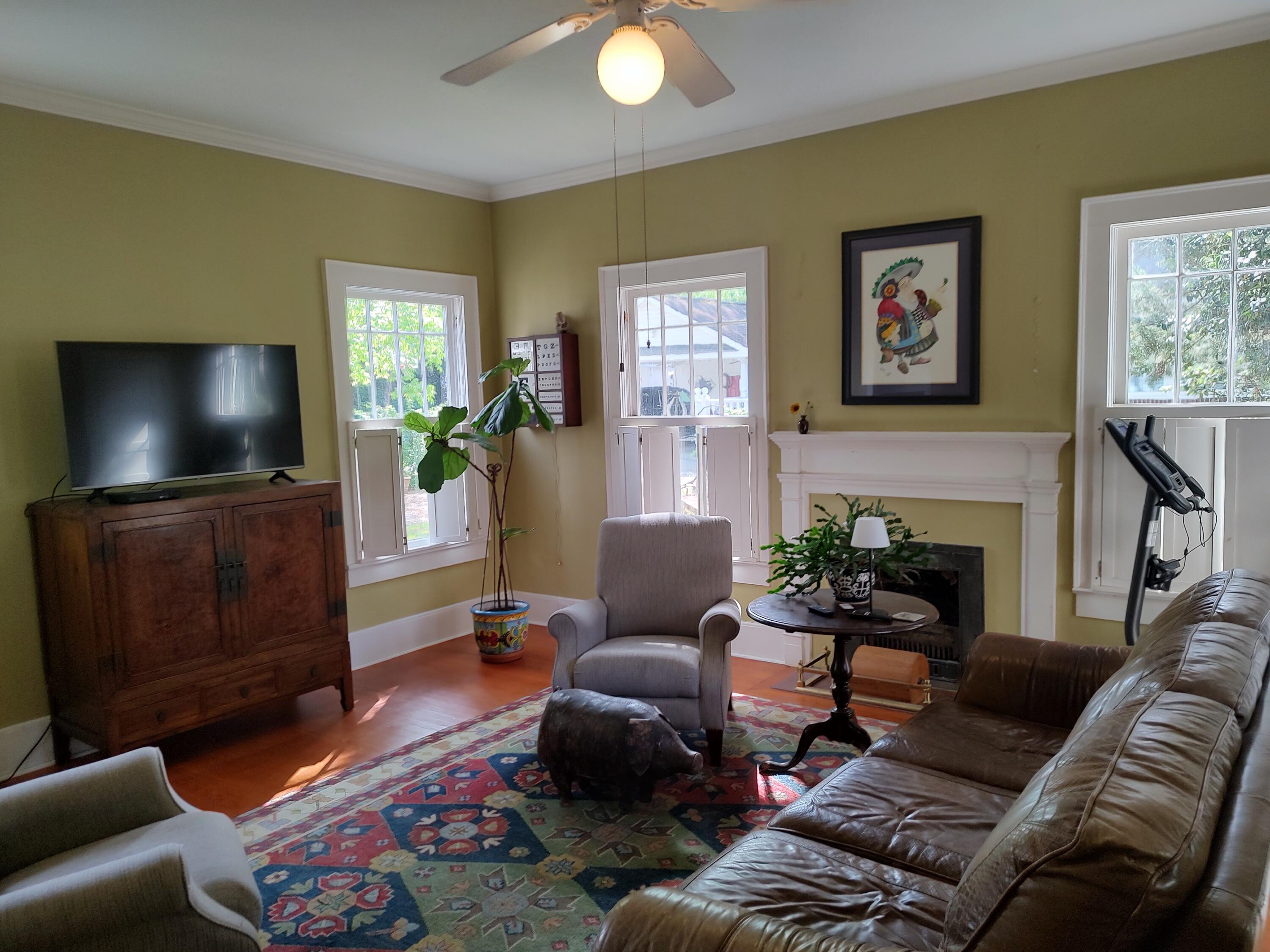 401 Johnston Street St. George, SC 29477 - Photo 9 of 37 IMG_20260430_163850492_HDR