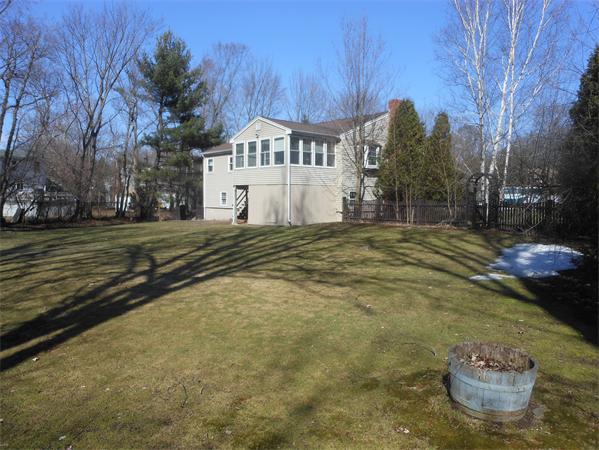 21 Keith Road Reading, MA 01867 - Photo 15 of 20 Gallery Image 15