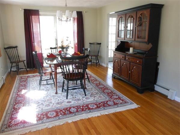 21 Keith Road Reading, MA 01867 - Photo 5 of 20 Gallery Image 5