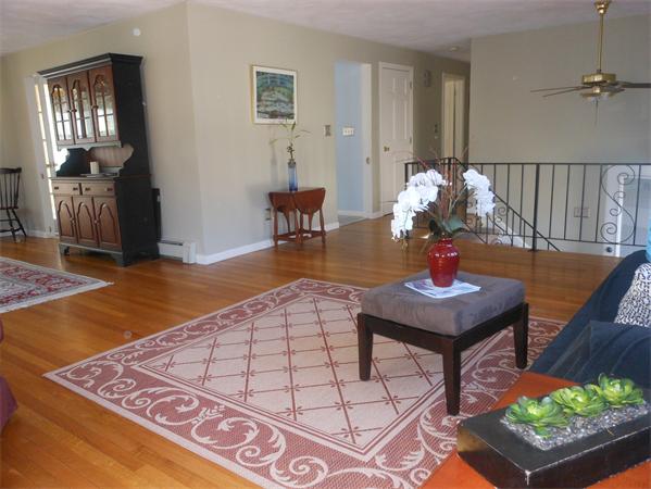 21 Keith Road Reading, MA 01867 - Photo 10 of 20 Gallery Image 10