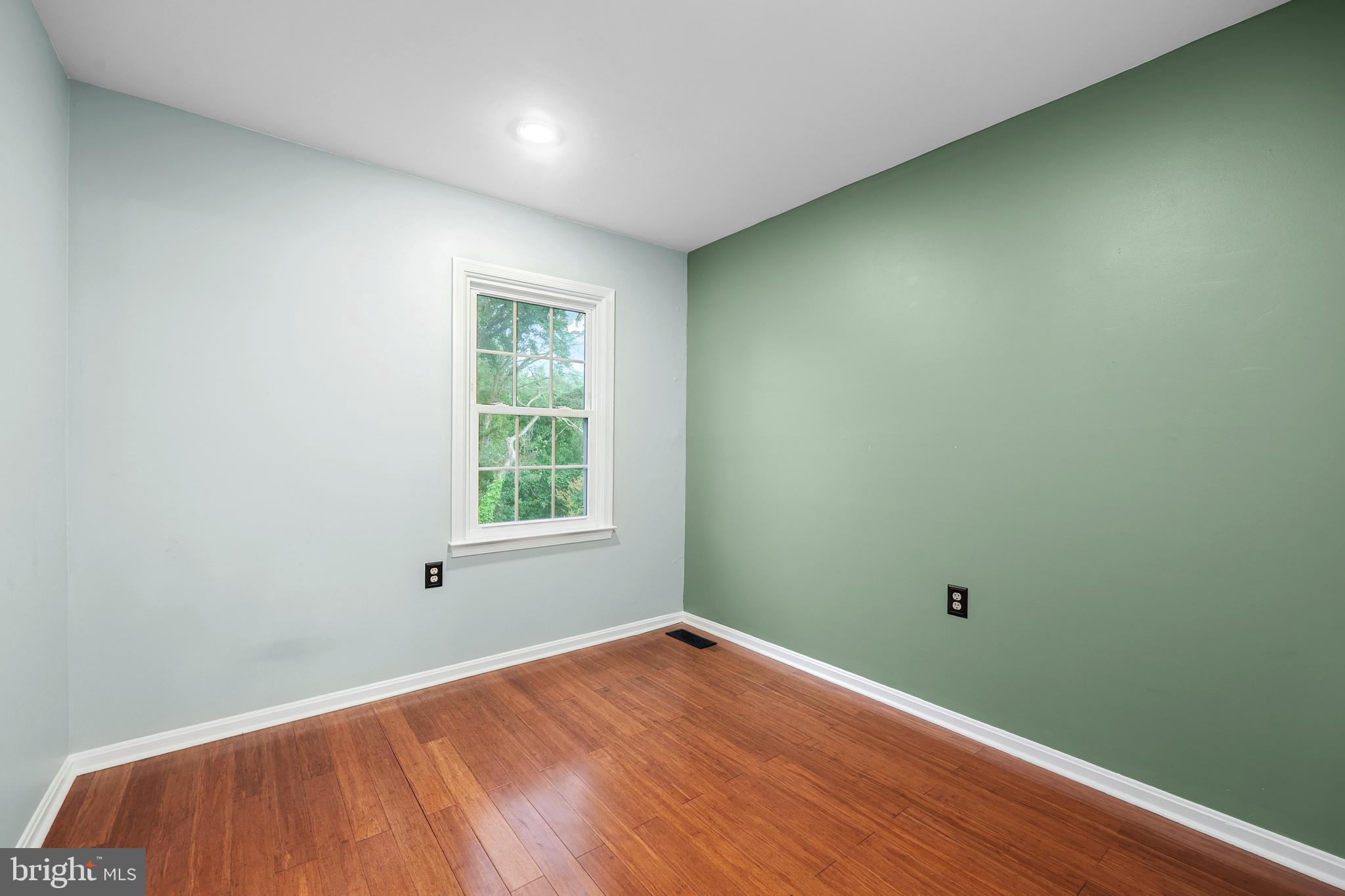 2845 Seminole Road Woodbridge, VA 22192 - Photo 17 of 33