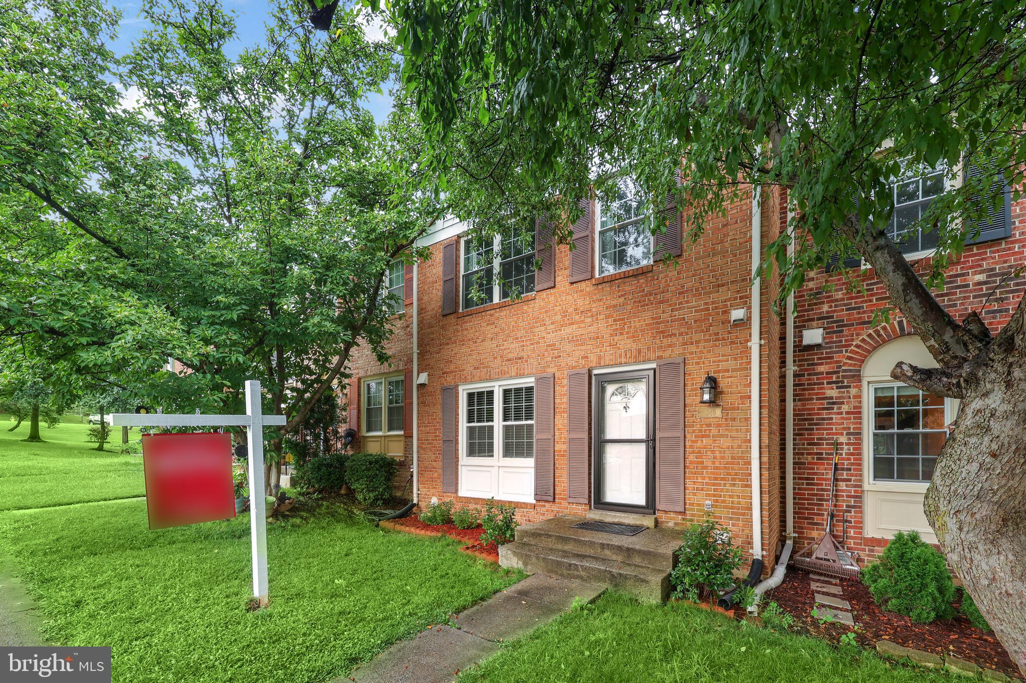 2845 Seminole Road Woodbridge, VA 22192 - Photo 2 of 33