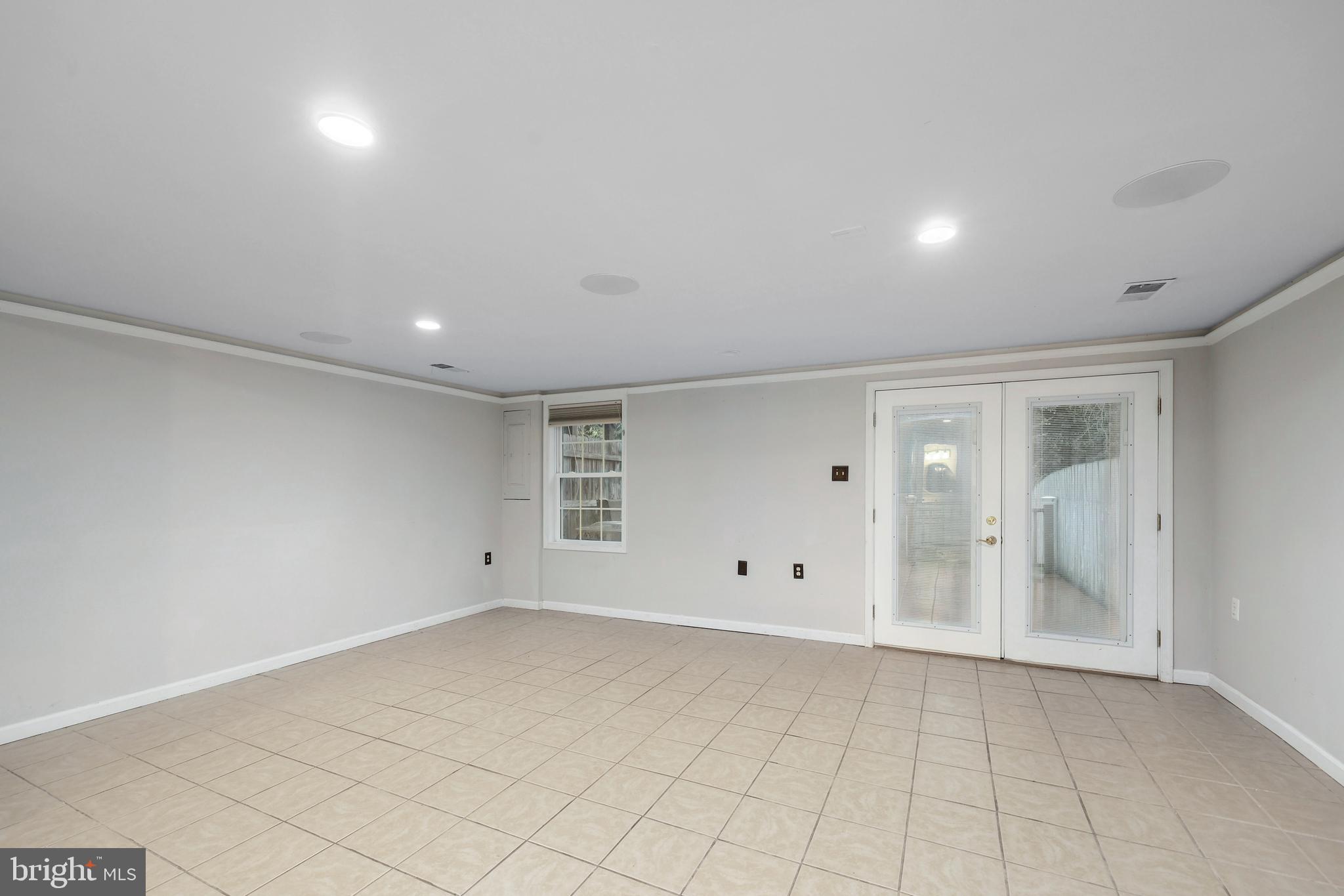 2845 Seminole Road Woodbridge, VA 22192 - Photo 23 of 33