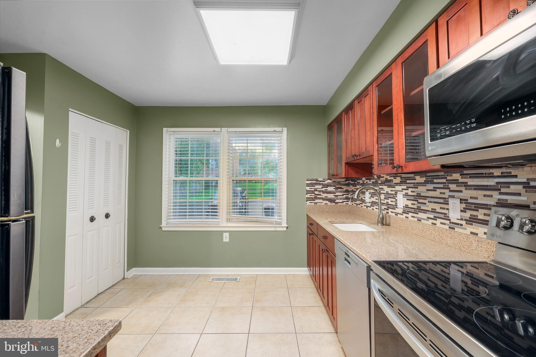 2845 Seminole Road Woodbridge, VA 22192 - Photo 9 of 33