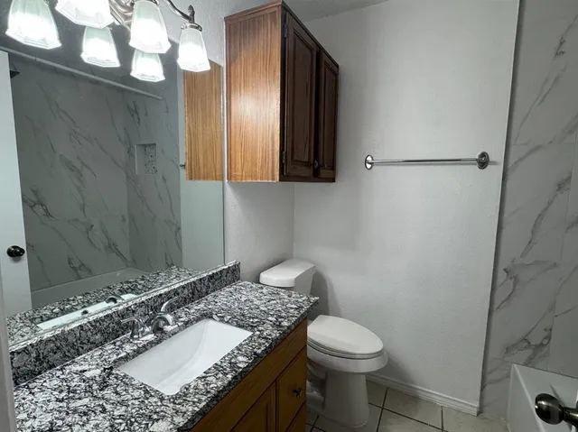 $2,000 | 703 Red Oak Drive, Lewisville, TX 75067