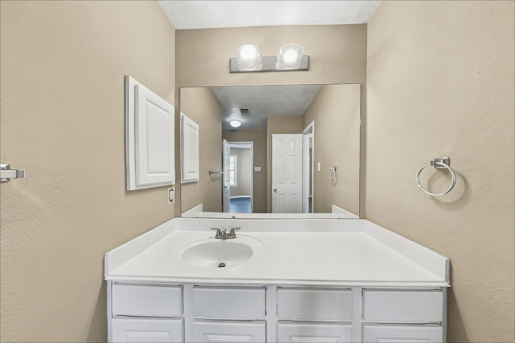 710 Single Pine Court Spring, TX 77373 - Photo 16 of 20 Gallery Image 16
