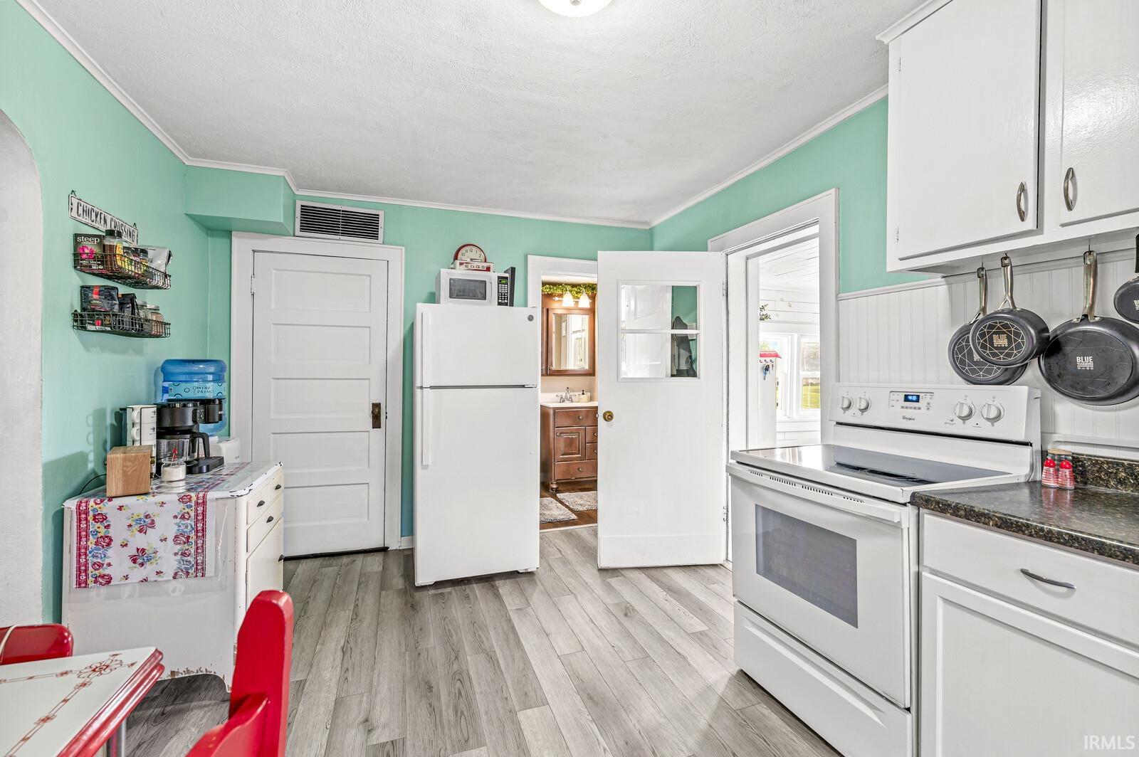 1461 North Queen Road Walkerton, IN 46574 - Photo 17 of 36