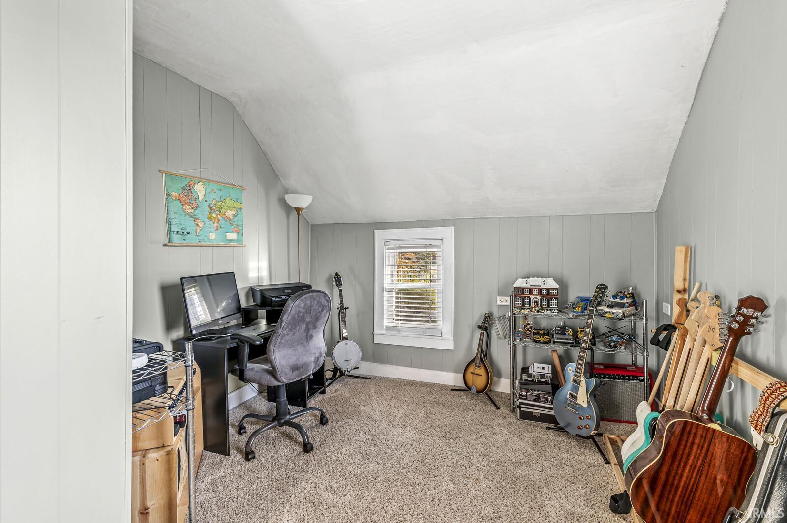 1461 North Queen Road Walkerton, IN 46574 - Photo 23 of 36